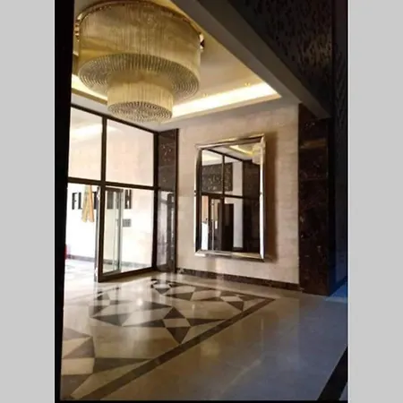Flatiron Rozi Апартаменти *